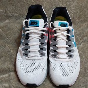 Nike Zoom Structure 20